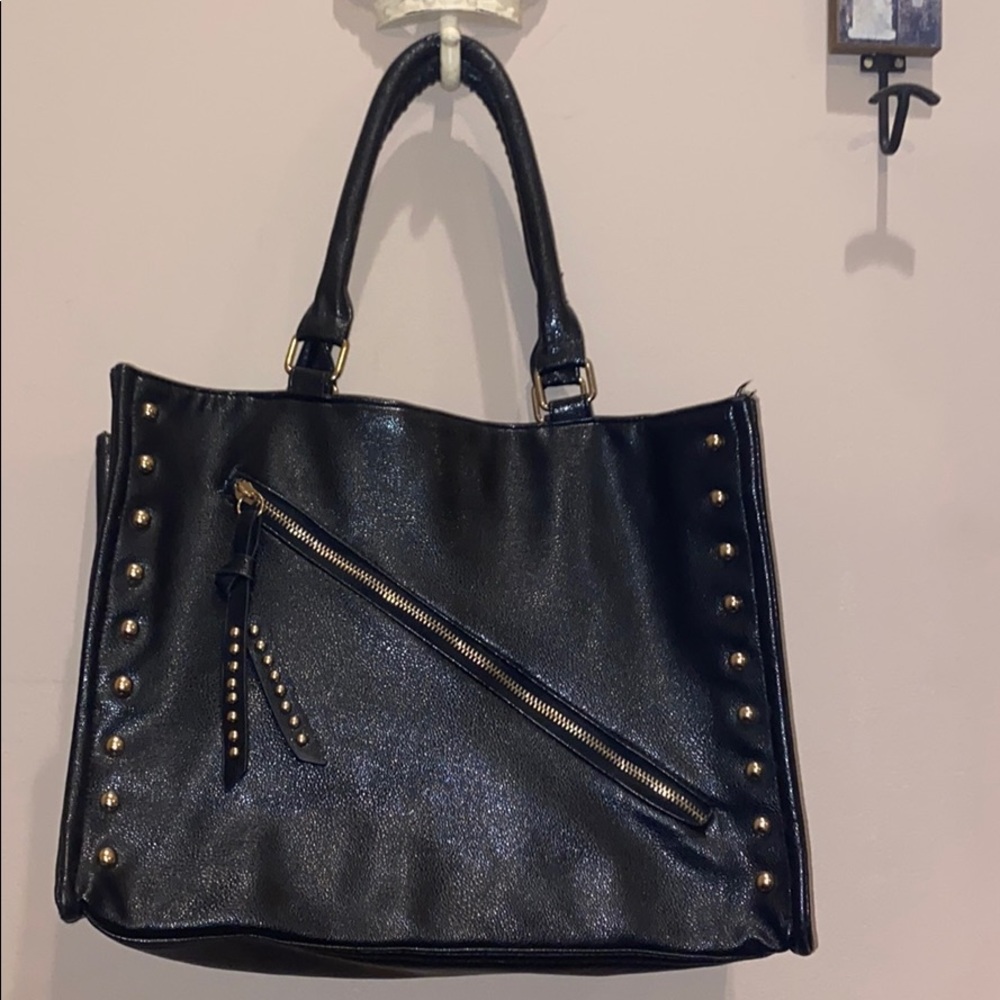 Black Leather Purse With Gold Accents